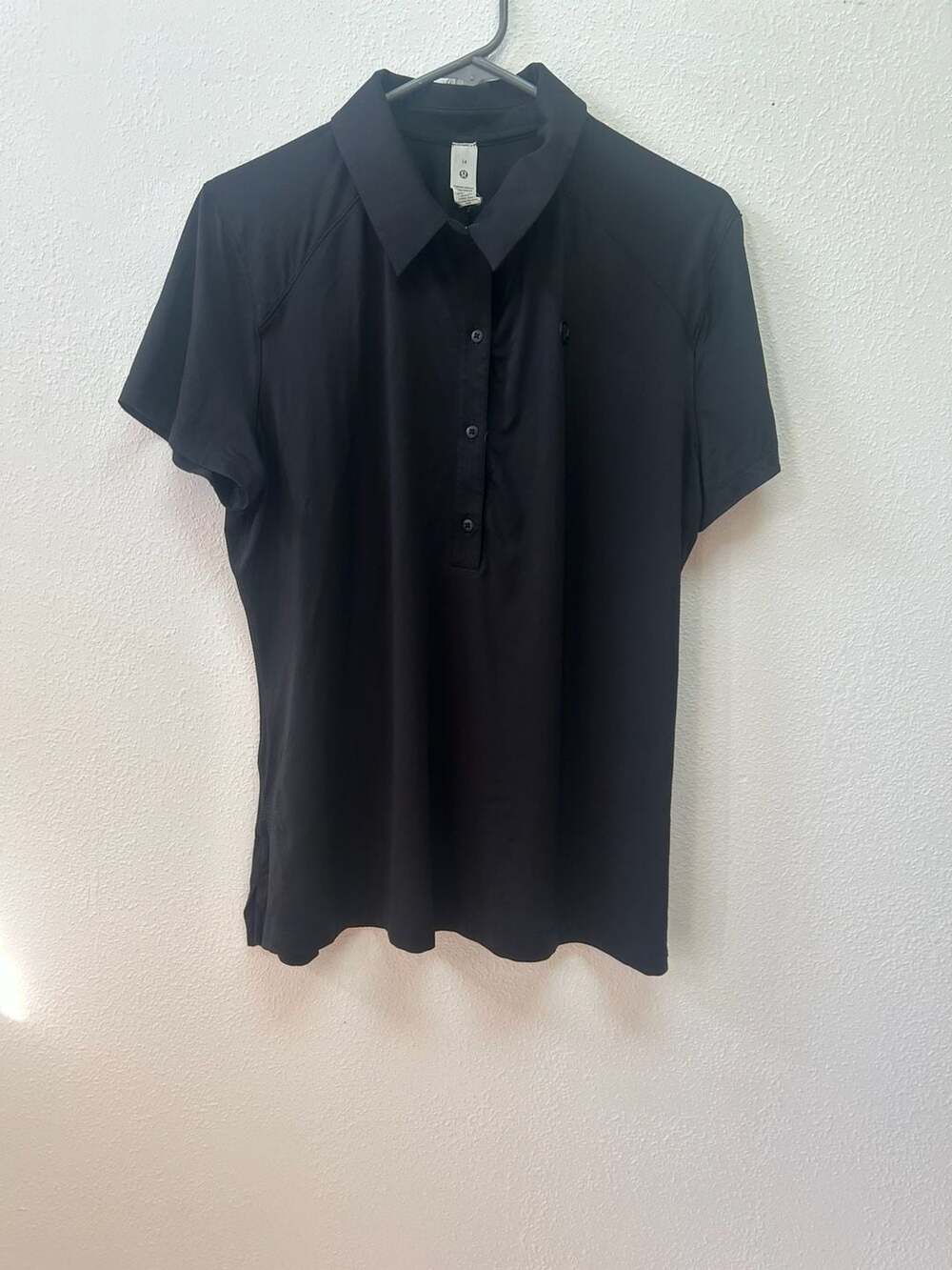 Lululemon Women's Black Short Sleeve Polo Shirt - Picture 3 of 5
